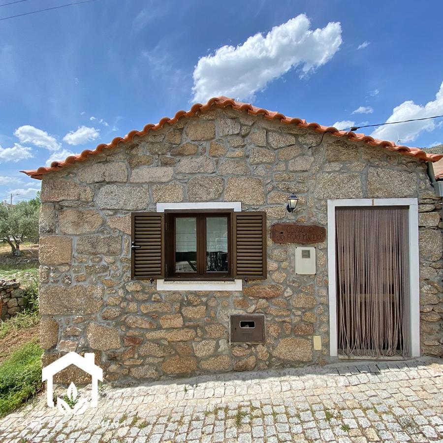Vila A Casa Da Avo Mina Sortelha Exteriér fotografie